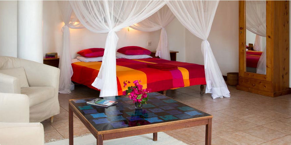 Q-Bar & Guesthouse Dar es Salaam Exterior foto